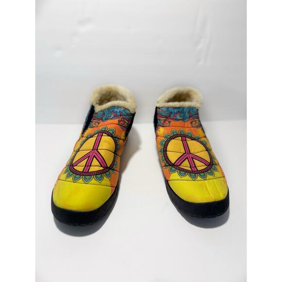 Yes We Vibe Colorful Comfy Sherpa Lined Slip On Peace Sign Shoes US 11 EU 45 - Picture 2 of 5